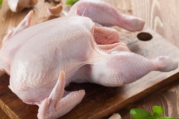 鸡肉热量高吗 鸡肉含脂肪高吗 吃鸡肉会减肥吗